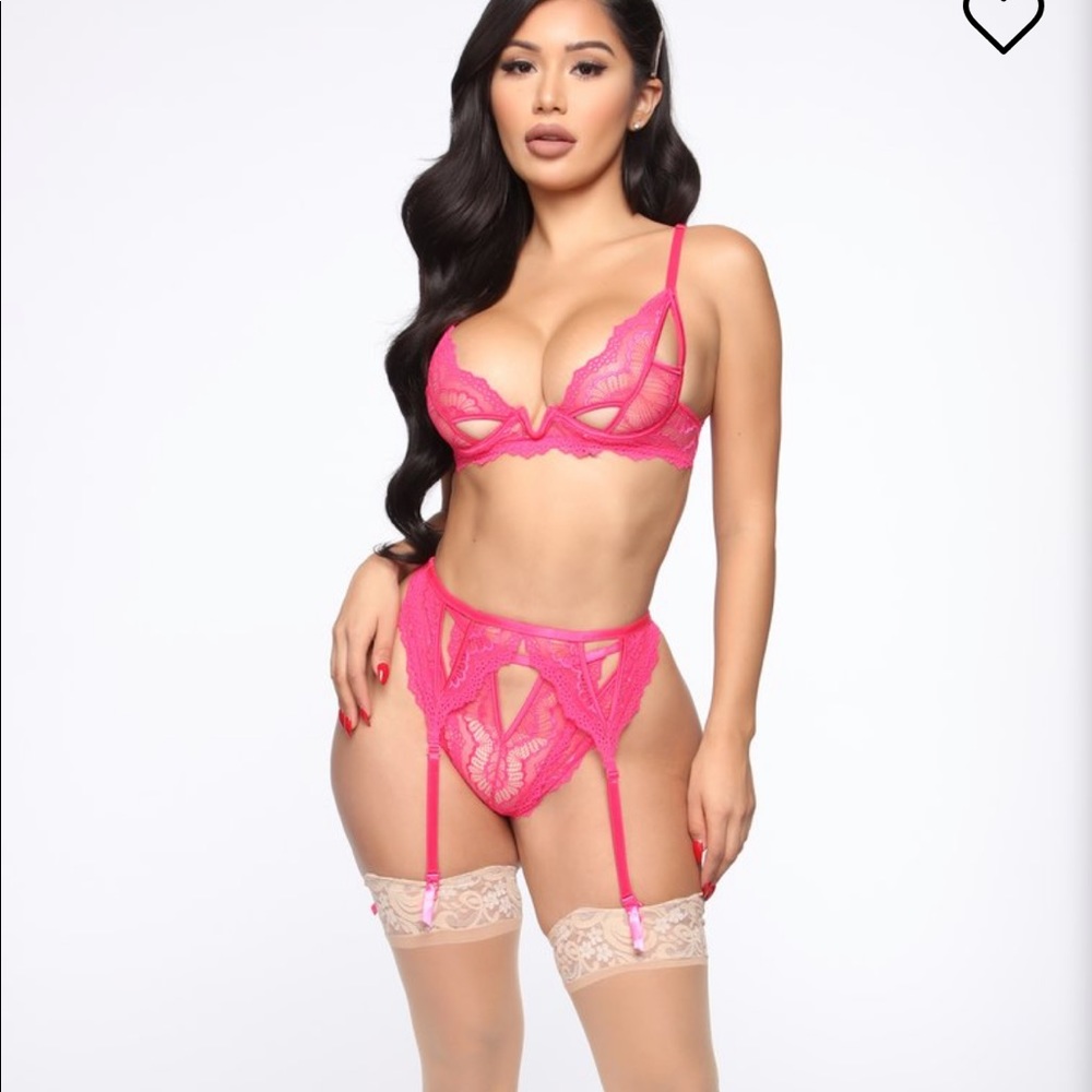 Fashion nova lingerie 3 piece set pink XL